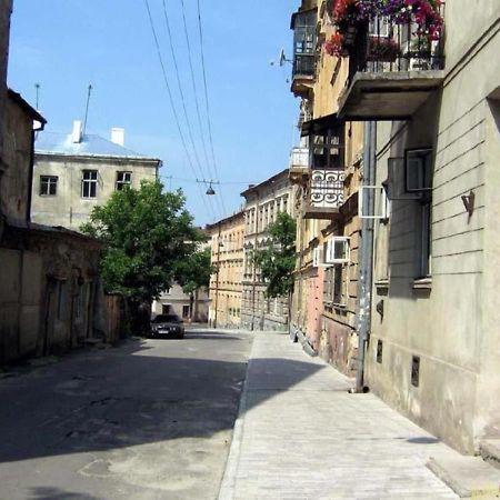 Ok Apartments Nasypna Lviv Bagian luar foto